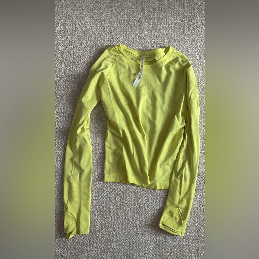 Lululemon long sleeve Swiftly Tech